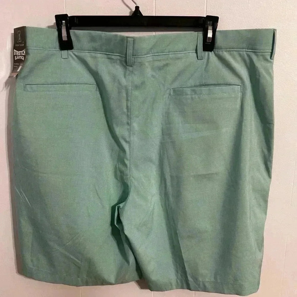 Men’s Size 42 PGA Tour Stretch elasticsa Shorts NWT. Aqua green color. - Picture 6 of 9